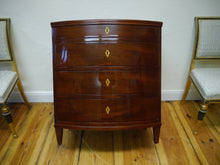 Lade das Bild in den Galerie-Viewer, Biedermeier Kommode Mahagoni gebaucht Intarsien selten um 1820 restauriert