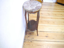Lade das Bild in den Galerie-Viewer, Barock Rokoko Tisch Beistelltisch Salontisch mit Bronzen um 1870