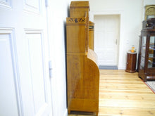 Lade das Bild in den Galerie-Viewer, Empire Biedermeier Sekretär Esche Intarsienbilder Geheimfächer 1820 restauriert