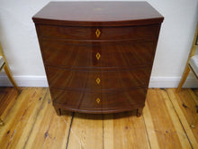 Lade das Bild in den Galerie-Viewer, Biedermeier Kommode Mahagoni gebaucht Intarsien selten um 1820 restauriert