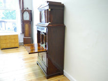 Lade das Bild in den Galerie-Viewer, Biedermeier Sekretär Mahagoni mit Aufsatz signiert in Hamburg 1826 restauriert