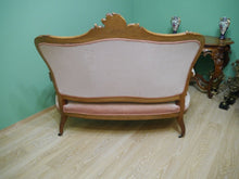 Lade das Bild in den Galerie-Viewer, Barock Rokoko Sofa Dresdner Barock Nussbaum massiv geschnitzt um 1860