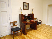 Lade das Bild in den Galerie-Viewer, Empire Biedermeier Schreibtisch Mahagoni Intarsien um 1900 frisch restauriert