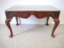 Lade das Bild in den Galerie-Viewer, Tisch Asien wohl China bemalt um 1800