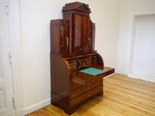 Lade das Bild in den Galerie-Viewer, Empire Biedermeier Sekretär Mahagoni Intarsien Geheimfächer um 1815 restauriert