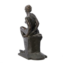 Lade das Bild in den Galerie-Viewer, Amazone Bronze signiert Josef Tüshaus Düsseldorf 1896 Höhe 65 cm 24 kg