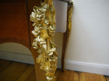 Lade das Bild in den Galerie-Viewer, Barock Rokoko Schreibtisch Sekretär Figuren Rosenholz 1900 restauriert