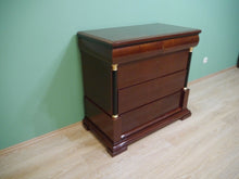 Lade das Bild in den Galerie-Viewer, Empire Biedermeier Säulen Kommode Mahagoni um 1820 frisch restauriert