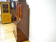 Lade das Bild in den Galerie-Viewer, Empire Biedermeier Sekretär Mahagoni Intarsien Bronze Figuren um1815 restauriert