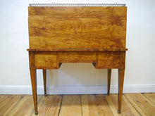 Lade das Bild in den Galerie-Viewer, Biedermeier Sekretär Rosenholz auf Eiche furniert Schellack poliert um 1800