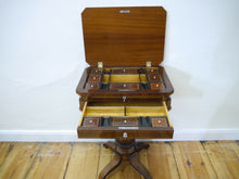 Lade das Bild in den Galerie-Viewer, Biedermeier Empire Nähtisch Mahagoni Fadenintarsien um 1820 restauriert