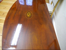 Lade das Bild in den Galerie-Viewer, Biedermeier Kommode Mahagoni gebaucht Intarsien selten um 1820 restauriert