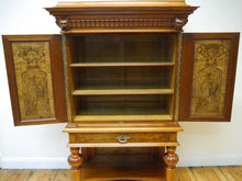 Lade das Bild in den Galerie-Viewer, Gründerzeit Kabinett Schrank Stollenschrank Stollenkabinett Nussbaum um 1880