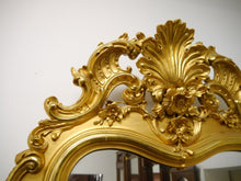 Lade das Bild in den Galerie-Viewer, Barock Rokoko Spiegel Original Vergoldung mit Konsole gefertigt um 1860