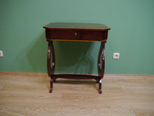 Lade das Bild in den Galerie-Viewer, Biedermeier Doppel Lyra Nähtisch Mahagoni um 1820 restauriert