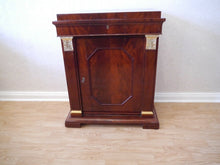 Lade das Bild in den Galerie-Viewer, Empire Biedermeier Kommode Schrank Halbschrank Mahagoni um 1815 restauriert