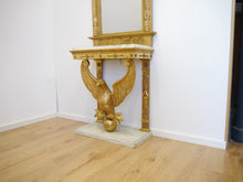 Lade das Bild in den Galerie-Viewer, Empire Biedermeier Spiegel mit Adler Konsole vergoldet original um 1810