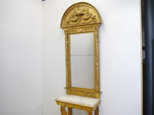 Lade das Bild in den Galerie-Viewer, Empire Biedermeier Spiegel mit Adler Konsole vergoldet original um 1810