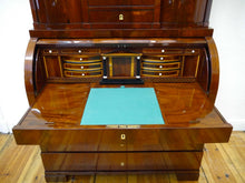 Lade das Bild in den Galerie-Viewer, Empire Biedermeier Sekretär Mahagoni Intarsien Geheimfächer um 1815 restauriert