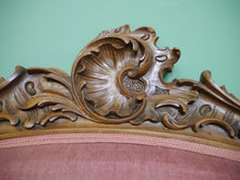 Lade das Bild in den Galerie-Viewer, Barock Rokoko Sofa Dresdner Barock Nussbaum massiv geschnitzt um 1860