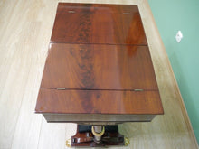 Lade das Bild in den Galerie-Viewer, Biedermeier Empire Nähtisch Mahagoni blattvergoldet um 1820 restauriert