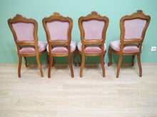 Lade das Bild in den Galerie-Viewer, 4 Rokoko Stühle Nussbaum massiv geschnitzt Schellack um 1860