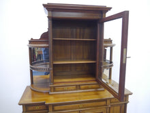 Lade das Bild in den Galerie-Viewer, Jugendstil Bücherschrank Vitrine Regal Mahagoni um 1900 Hoflieferant signiert