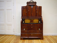 Lade das Bild in den Galerie-Viewer, Empire Biedermeier Sekretär Mahagoni Intarsien Bronze Figuren um1815 restauriert