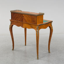 Lade das Bild in den Galerie-Viewer, Barock Rokoko Sekretär Rosenholz Parqueterie Damensekretär um 1900