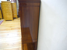 Lade das Bild in den Galerie-Viewer, Empire Biedermeier Pfeiler Schrank Säule Podest Mahagoni um 1900
