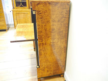 Lade das Bild in den Galerie-Viewer, Biedermeier Sekretär Vollsäulen Birke geflammt Sägefurnier um 1820 restauriert
