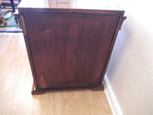Lade das Bild in den Galerie-Viewer, Empire Biedermeier Kommode Schrank Halbschrank Mahagoni um 1815 restauriert
