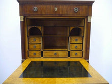 Lade das Bild in den Galerie-Viewer, Empire Biedermeier Sekretär Mahagoni Birke Kabinett Geheimfächer Wien um 1810
