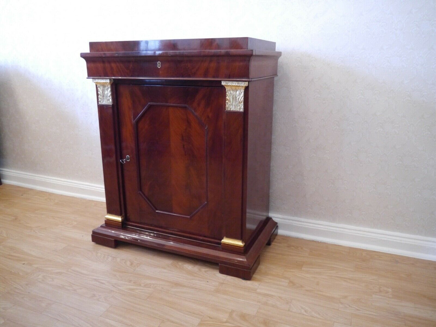 Empire Biedermeier Kommode Schrank Halbschrank Mahagoni um 1815 restauriert