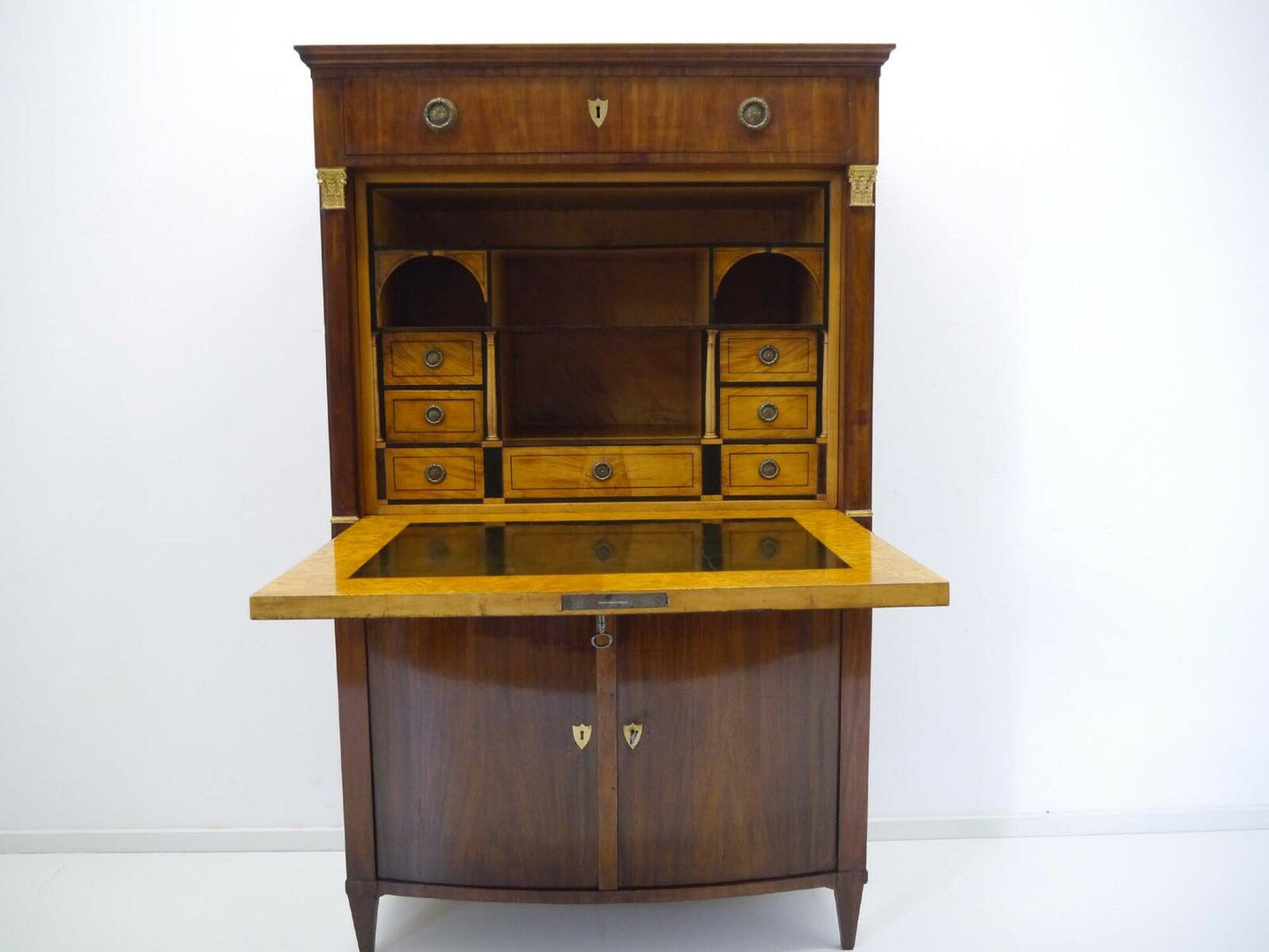 Empire Biedermeier Sekretär Mahagoni Birke Kabinett Geheimfächer Wien um 1810