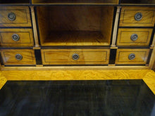 Lade das Bild in den Galerie-Viewer, Empire Biedermeier Sekretär Mahagoni Birke Kabinett Geheimfächer Wien um 1810

